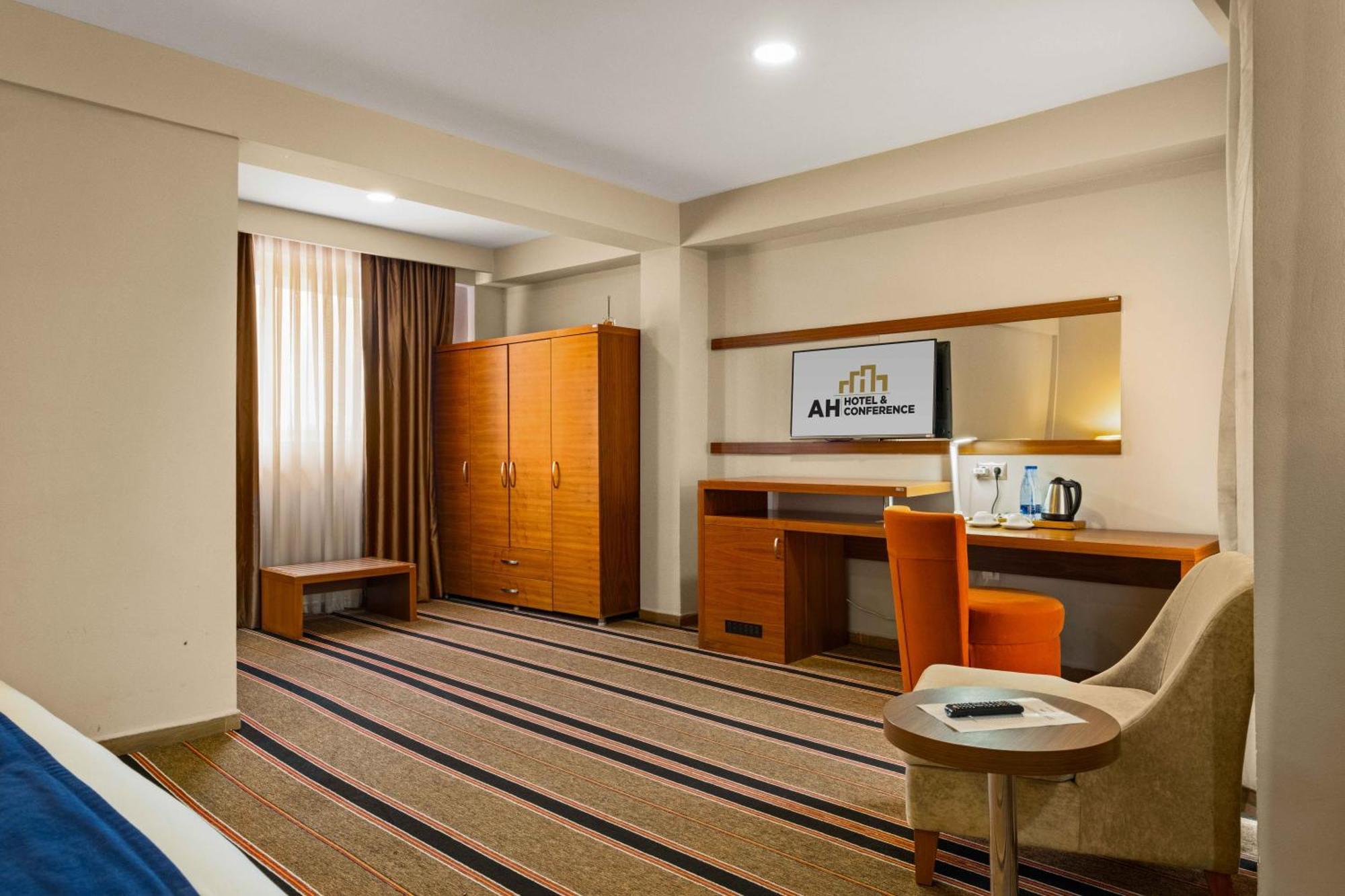 Madina Ah Hotel And Conferences מראה חיצוני תמונה