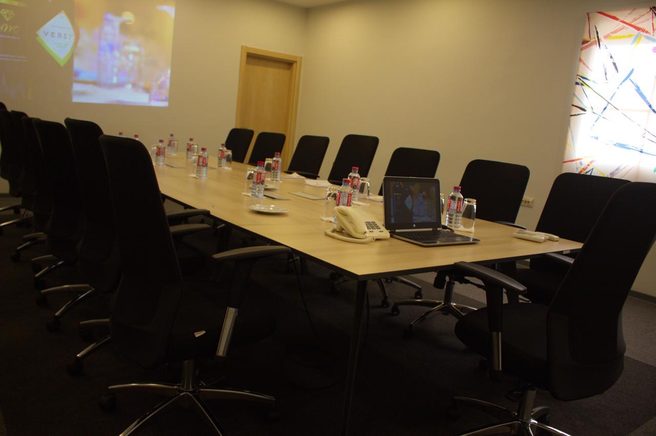 Madina Ah Hotel And Conferences מראה חיצוני תמונה