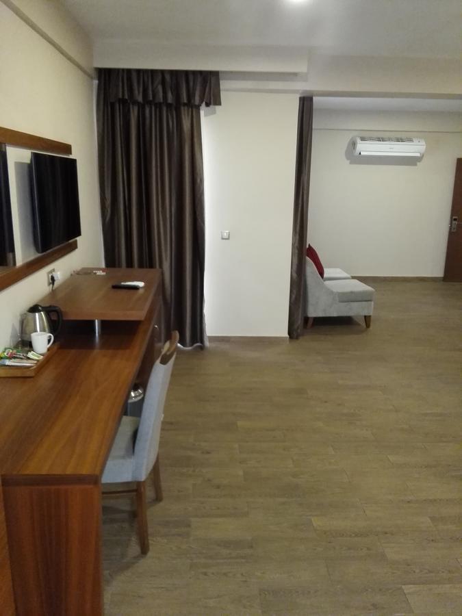Madina Ah Hotel And Conferences מראה חיצוני תמונה