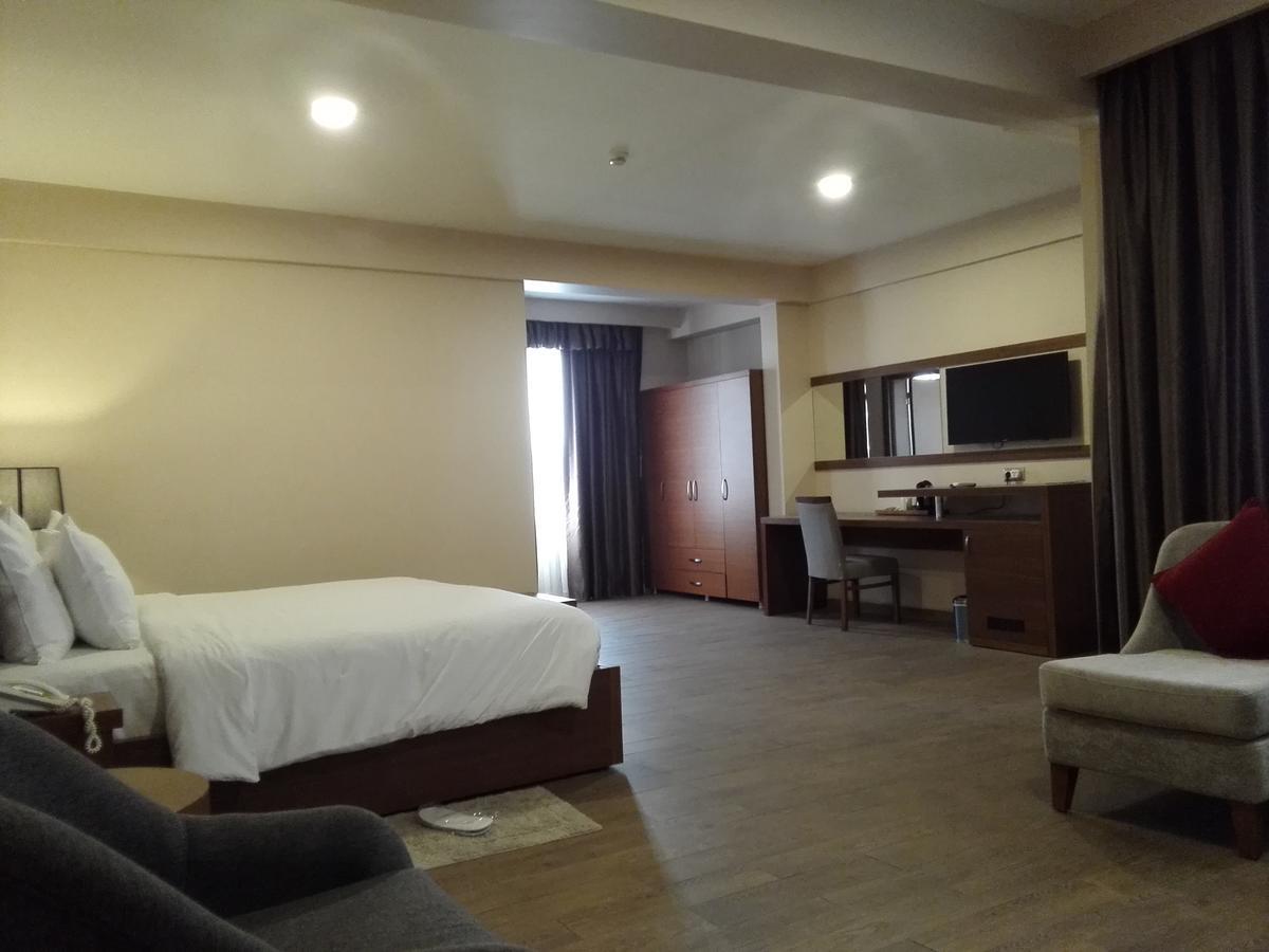 Madina Ah Hotel And Conferences מראה חיצוני תמונה