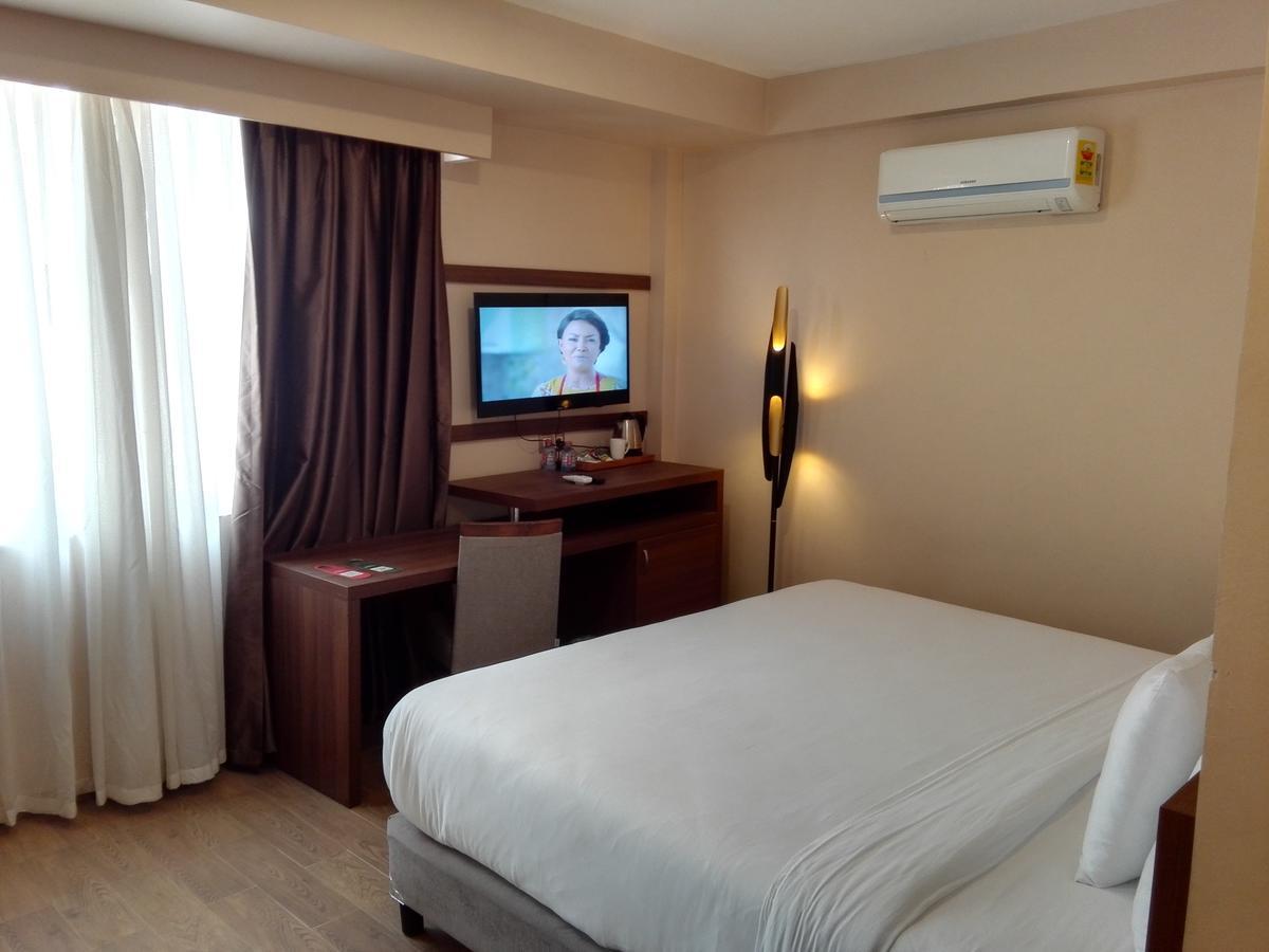 Madina Ah Hotel And Conferences מראה חיצוני תמונה