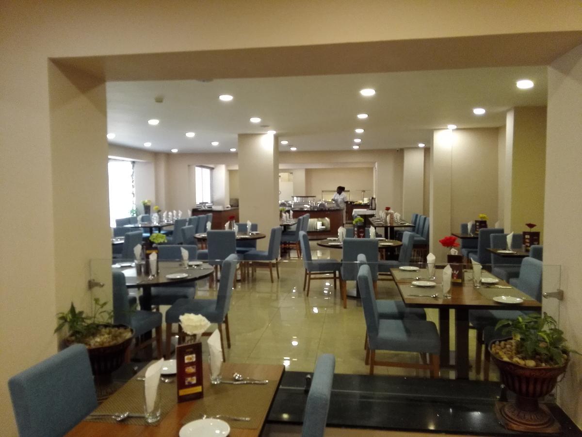 Madina Ah Hotel And Conferences מראה חיצוני תמונה