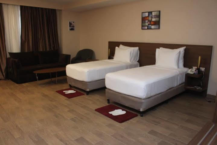 Madina Ah Hotel And Conferences מראה חיצוני תמונה